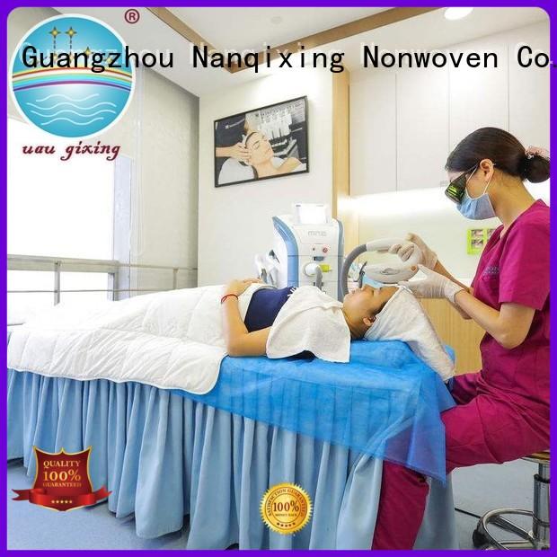 Nanqixing Brand medical gowns plain non woven medical products manufacture